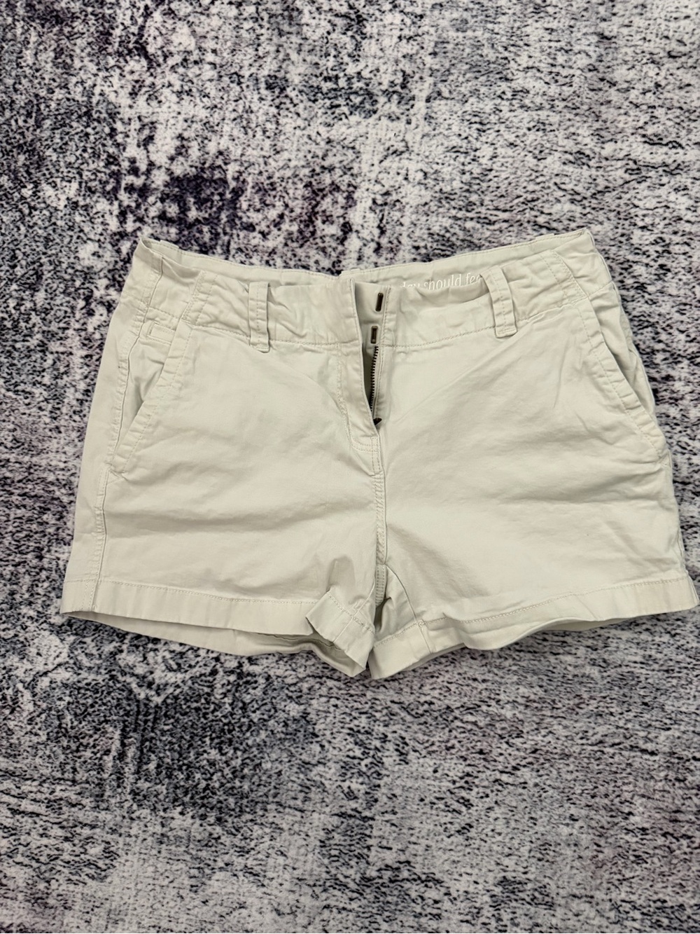 Vineyard Vines Khaki Shorts